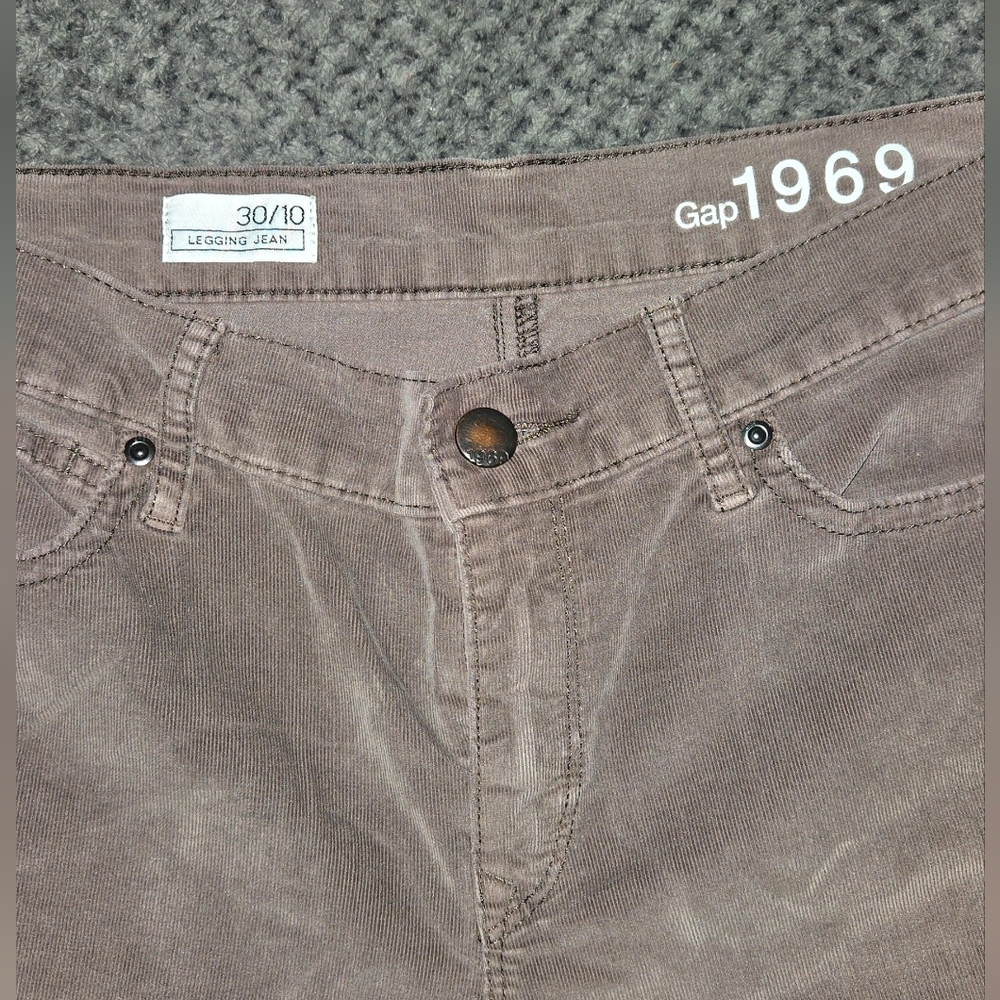 GAP Women's Taupe Jeggings